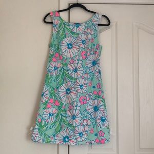 Lilly Pulitzer shift dress size six